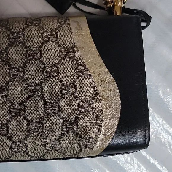 GUCCI Tricolor GG Supreme Canvas And Leather Medium Padlock Shoulder Bag - Picture 11 of 16